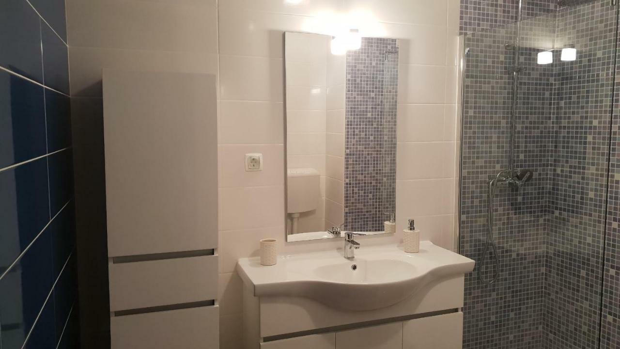 Apartment Paradise - Iberlagos *